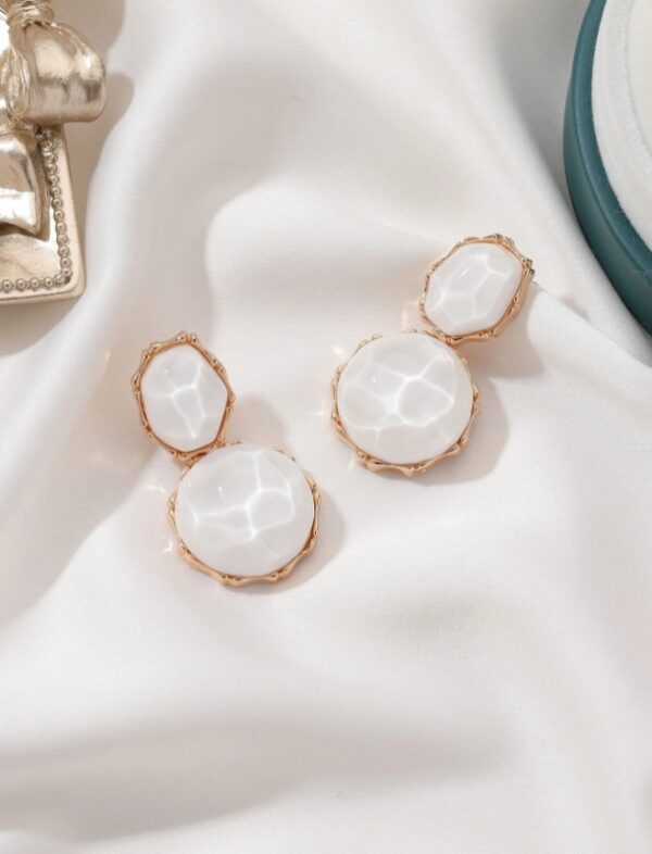 grote oorbellen, wit, uniek, statement, sieraden, dames, leuke, mooie,